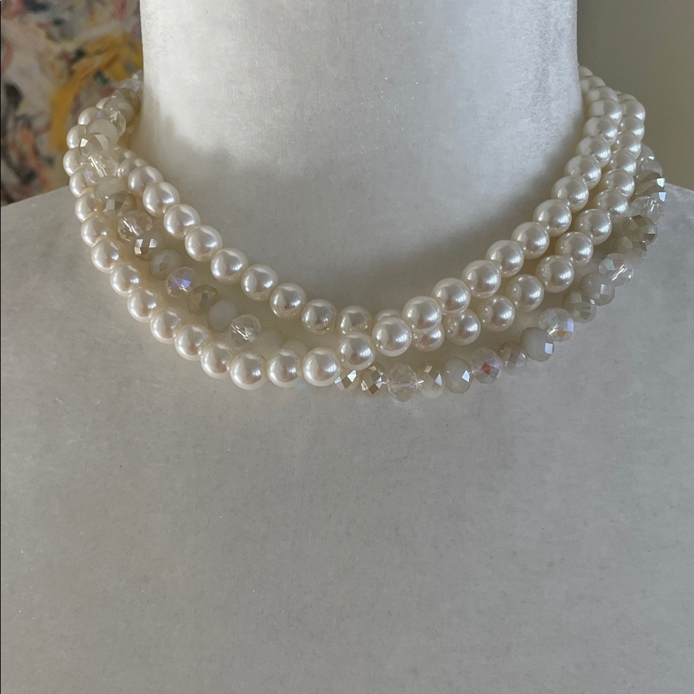 VINTAGE HANDMADE FAUX PEARL & CRYSTAL CHOKER NECKLACE White Triple Strand Bridal - Picture 5 of 8